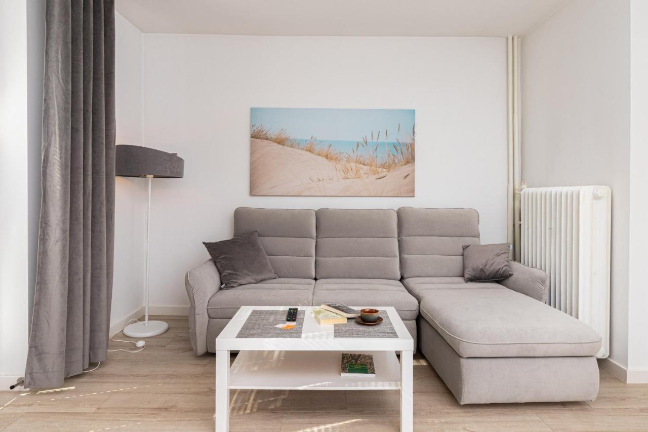 Gdańska Two-bedroom Apartment Brzeźno Beach by Renters Zewnętrze zdjęcie